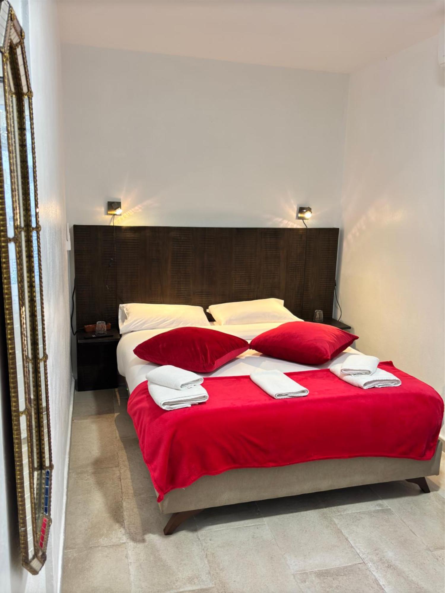 Shanti'S Andalusian Rooms Málaga Exterior foto